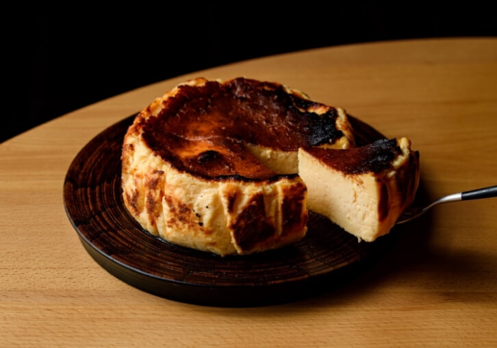 バスクチーズケーキ